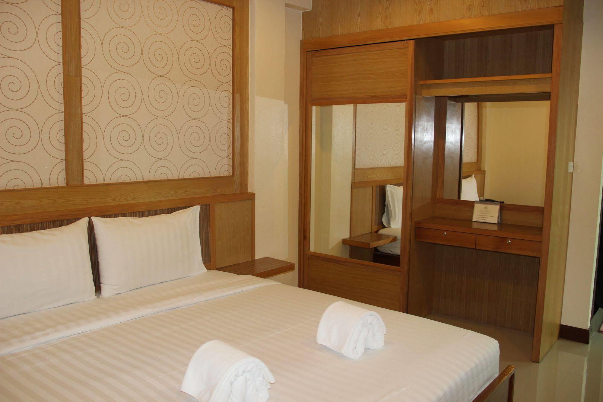 Hotel Monmuang Chiang Mai Zewnętrze zdjęcie