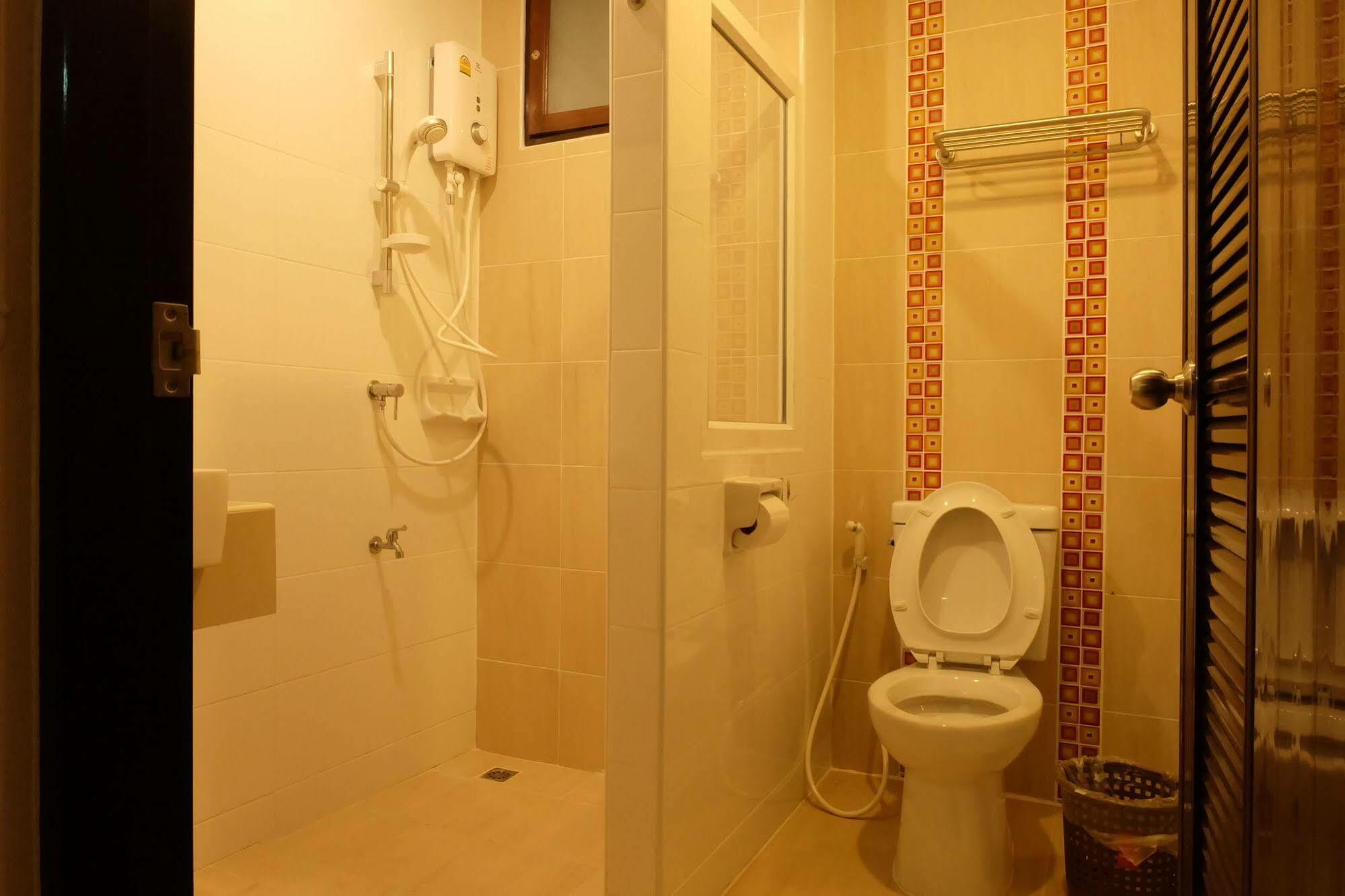 Hotel Monmuang Chiang Mai Zewnętrze zdjęcie